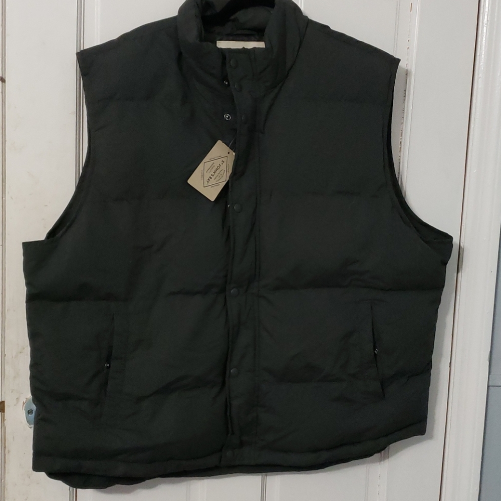 St John's Bay Men Quilted Vest XXL NWT